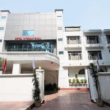 Hotel International Srinagar Экстерьер фото